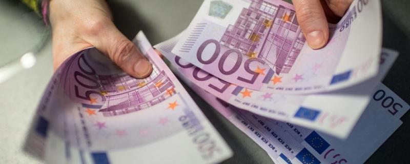 Új államkötvény-kibocsátás: Szerbia több mint 500 millió euróval bővíti adósságát.