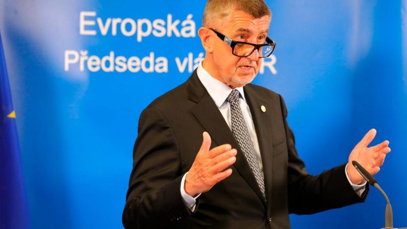 Csehország előtt álló változások - egy alapos elemzés a közelgő választások tükrében

Az előttünk álló választások előtt Csehország politikai tája izgalmas és sokszínű kihívásokkal néz szembe. Az országban tapasztalható társadalmi és gazdasági feszültsége