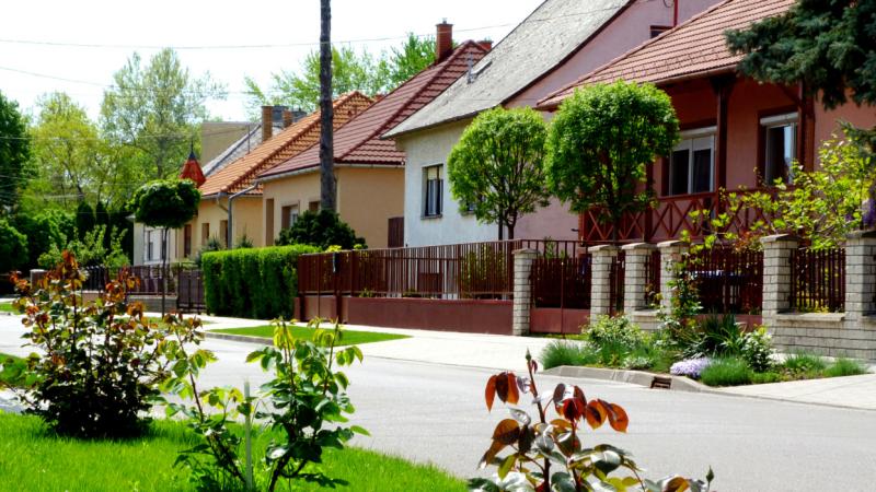 Július csúcsát követően augusztusban jelentős visszaesés tapasztalható: hogyan formálja át az Otthon Start program a piaci környezetet? - Pénzcentrum