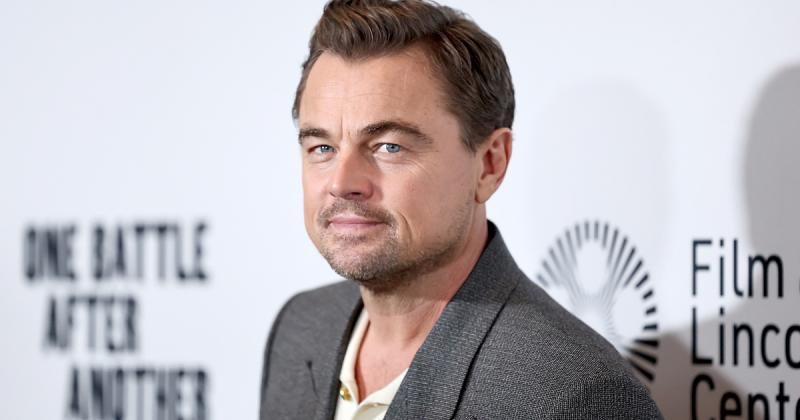 Leonardo DiCaprio produkciós cége egy izgalmas filmet készít, amely az ikonikus magyar színész életét és pályafutását mutatja be. A projekt célja, hogy felfedje a művész inspiráló történetét és kulturális hatását, amely nemcsak Magyarországra, hanem világ