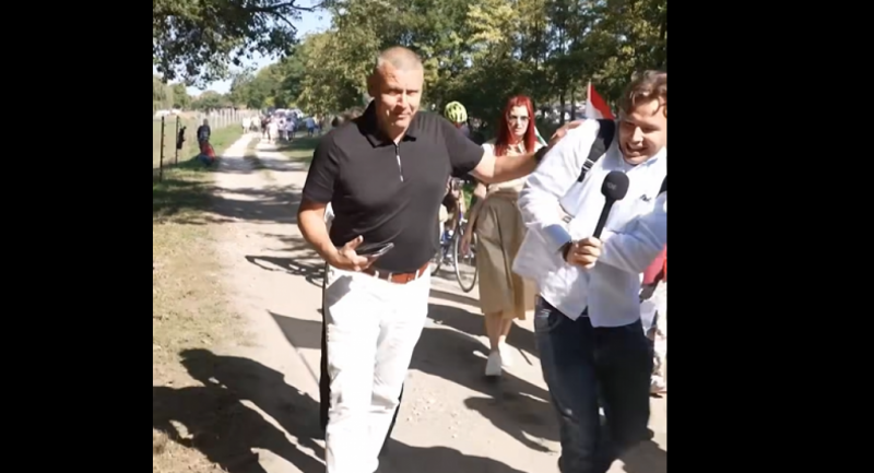Garázdaság vádjával gyanúsítottként hallgatták ki Ruszin-Szendi Romuluszt.